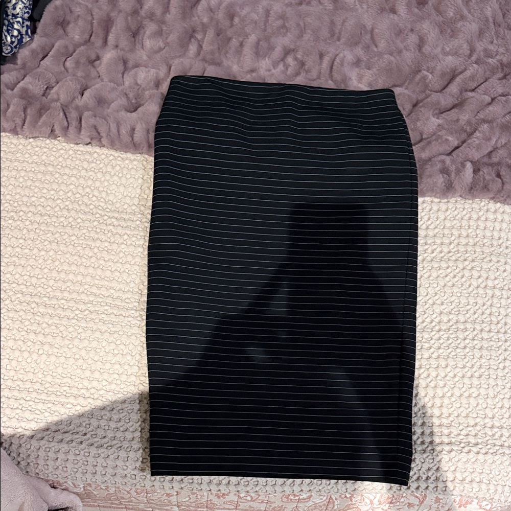 Vince cumuto pencil Black Striped Women's Skirt